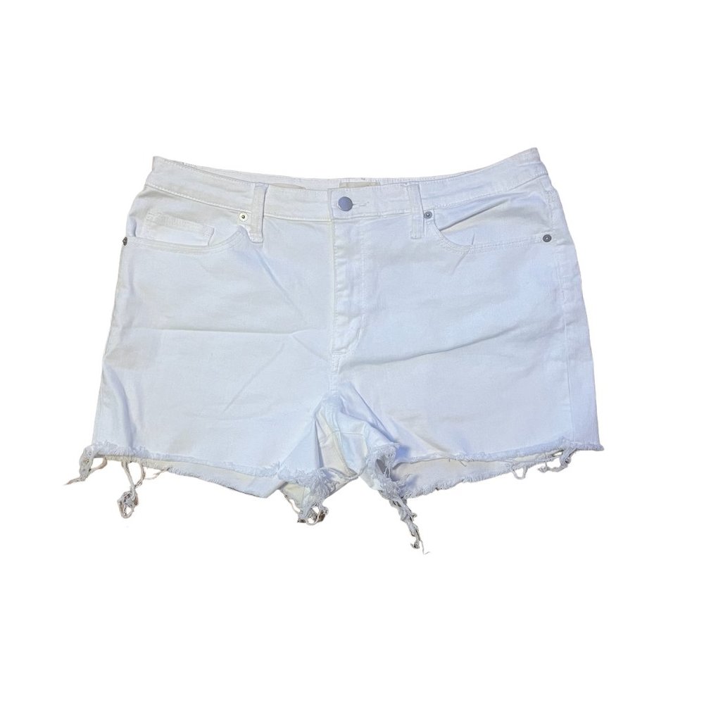 Universal Thread White Shorts Size 14/32